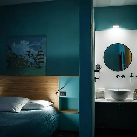 Konukevi Dell'orsa 4*