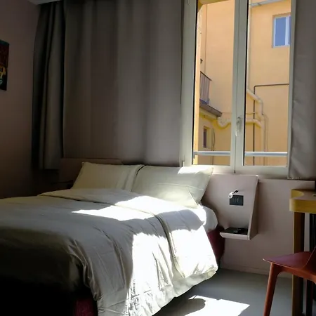 Dell'orsa Guest house *